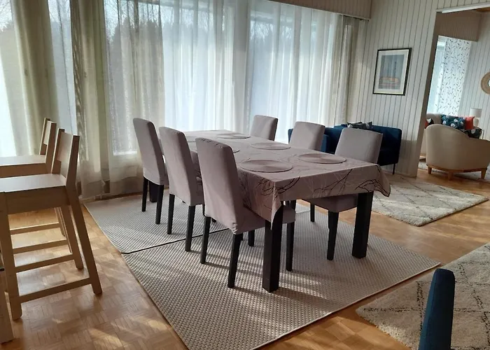 Villa Aholanranta - A Native Place In The Scenery Of The Kymijoki River Kouvola