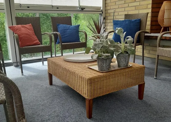 Aholanranta - A Native Place In The Scenery Of The Kymijoki River Villa